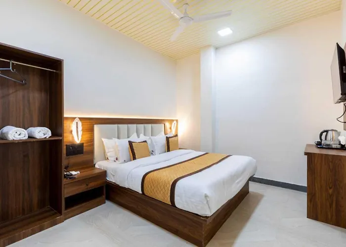 Hotel Ananta Near Andheri Station